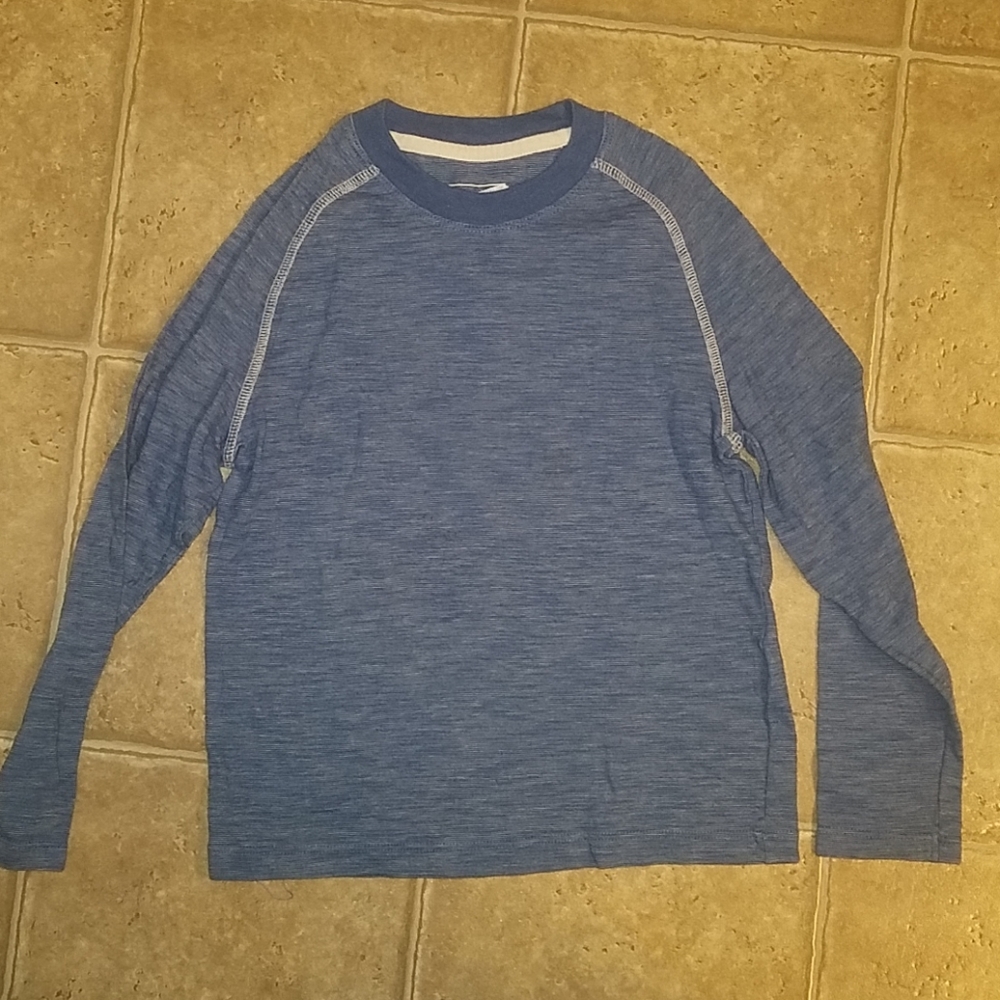 Long sleeve t